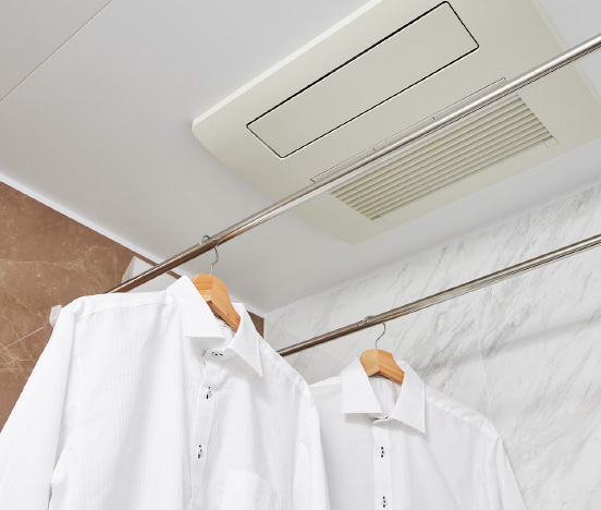 衣類乾燥に便利なダブル物干しバー