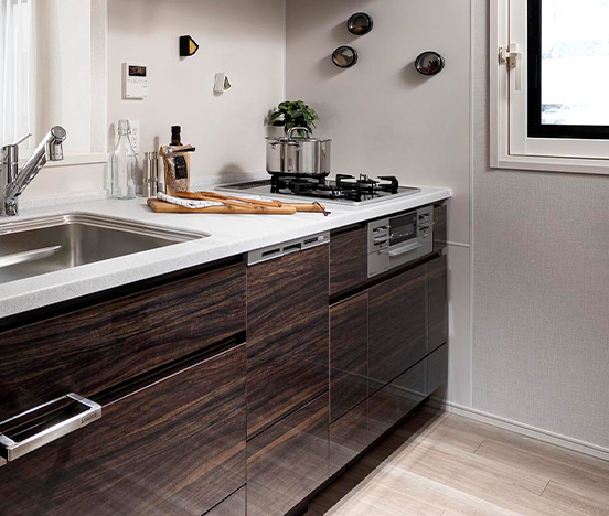 お手入れしやすい床面までのパネル