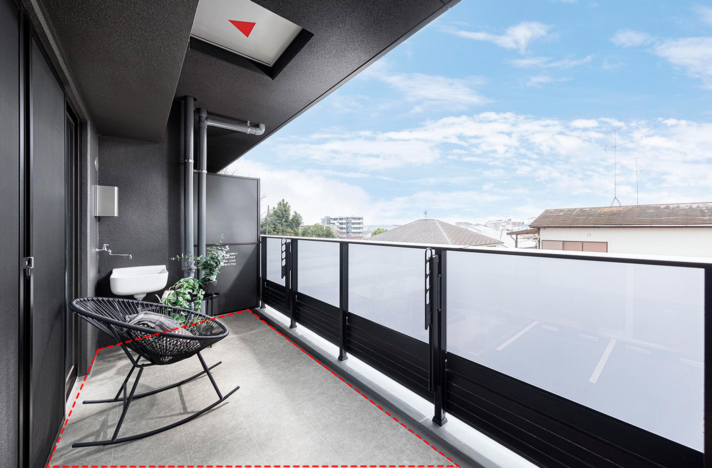 タイル調シートのバルコニー