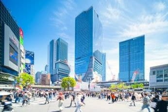渋谷スクランブル交差点周辺の街並み