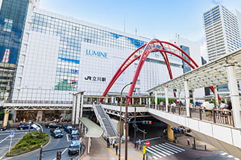 立川駅前の街並み