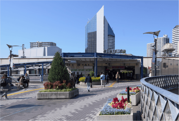 川口駅東口
