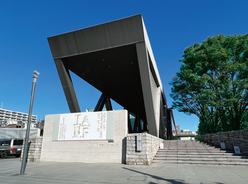 東京都現代美術館