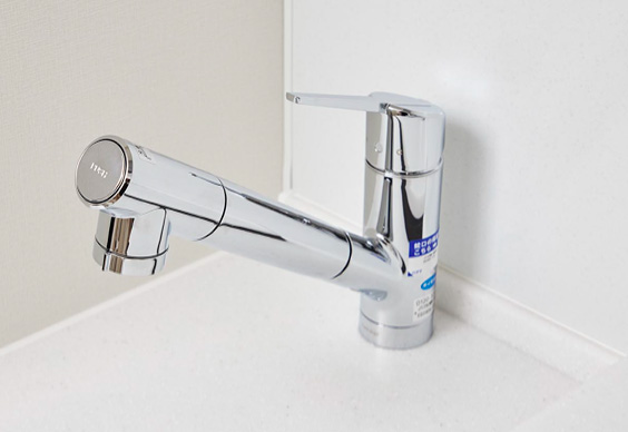 浄水器一体型ハンドシャワー水栓