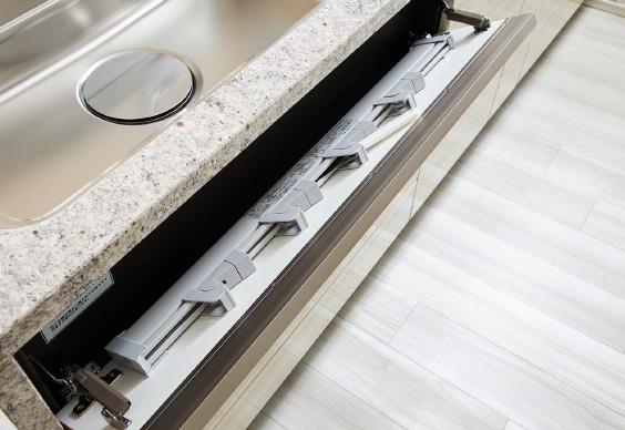 シンク前収納ポケット