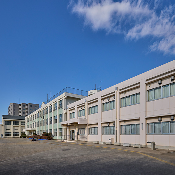 市立文ケ岡小学校 徒歩8分(約570m)
