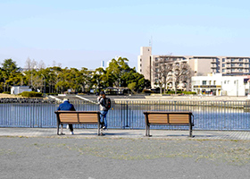 富岡並木ふなだまり公園（約400m・徒歩5分）