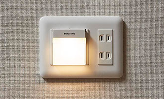 LED足元保安灯