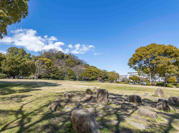 富岡総合公園 約770m・徒歩10分